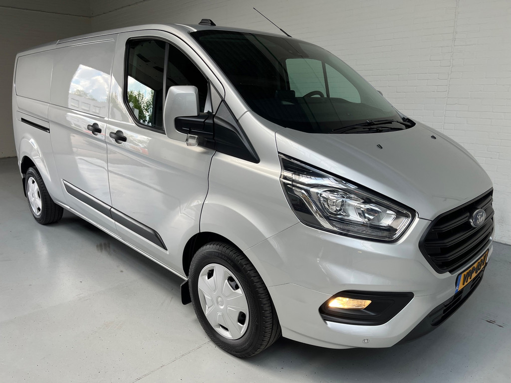 Ford Transit Custom Automaat 300 2.0 TDCI 130pk L2H1 Limited 3persoons, Airco, Navigatie, Trekhaak, Metallic lak, RIJKLAARPRIJS 9