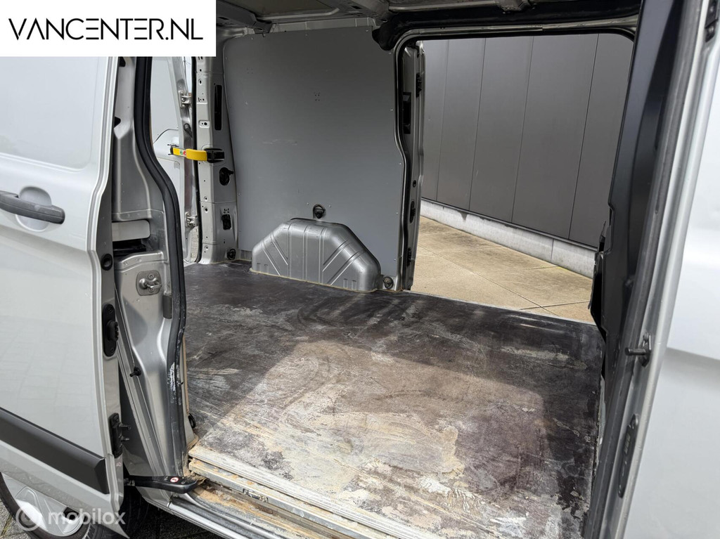 Ford Transit Custom L1 2.0 TDCI 131PK Automaat Trekhaak 16