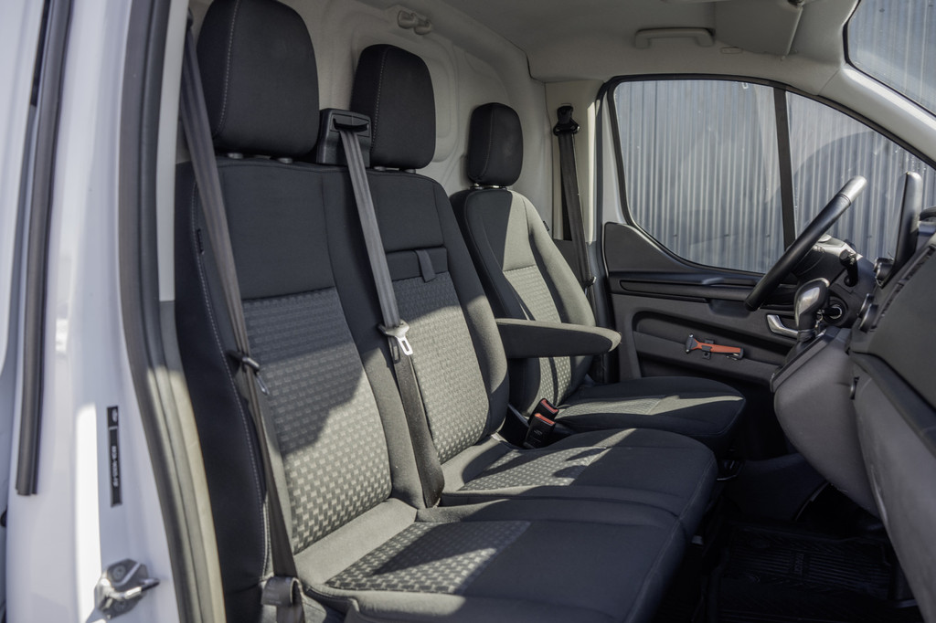 Ford Transit Custom TDCI | L1H1 | Automaat | LED | Camera | CarPlay | Navi | Cruise | Airco | PDC | Euro 6 14