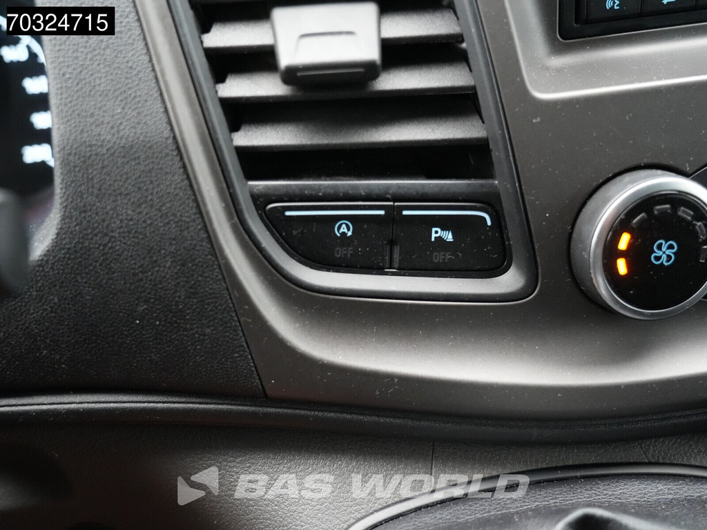 Ford Transit Custom 105pk Dubbel Cabine L1H1 Trekhaak LED Xenon Airco Cruise Parkeersensoren v+a Stoelverwarming L1 DC Doka Mixto Airco Trekhaak Cruise control 18