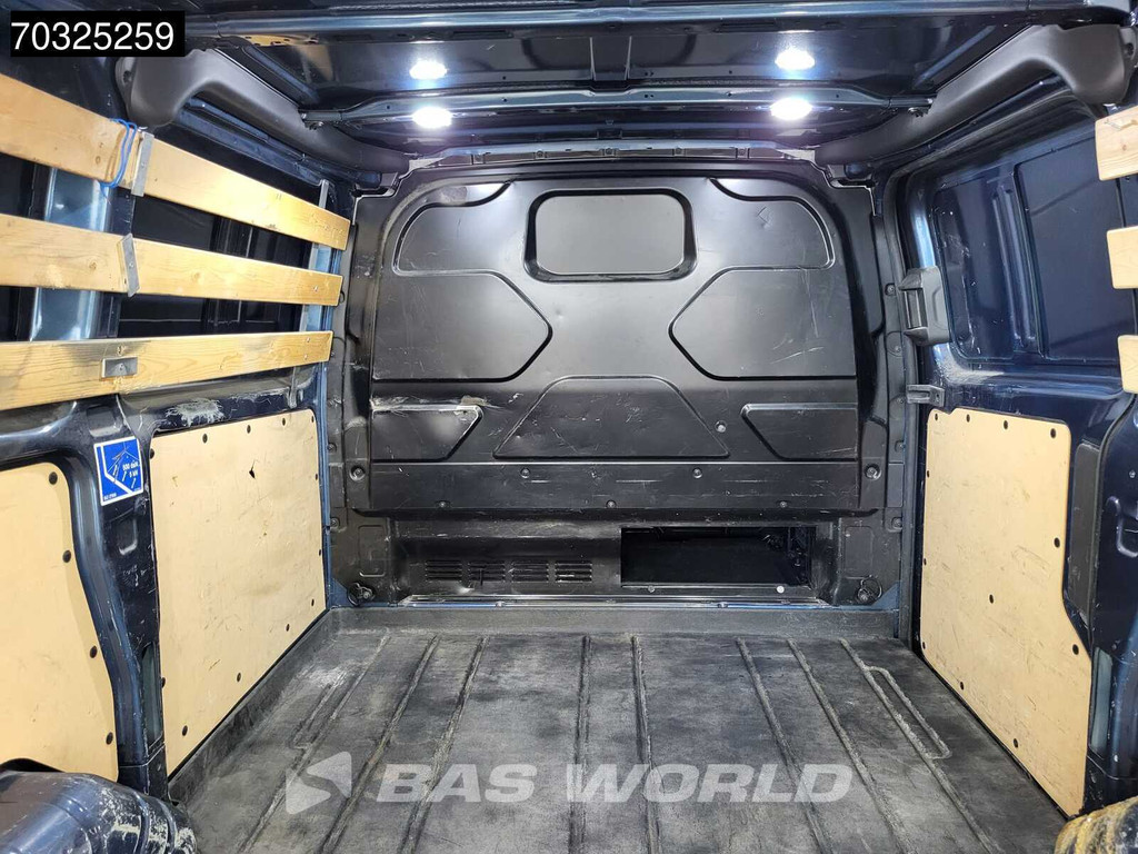 Ford Transit Custom 105pk L1H1 Trekhaak LED Xenon Navi Airco Cruise Parkeersensoren SYNC Display Euor6 L1 Kompakt Airco Trekhaak Cruise control 10