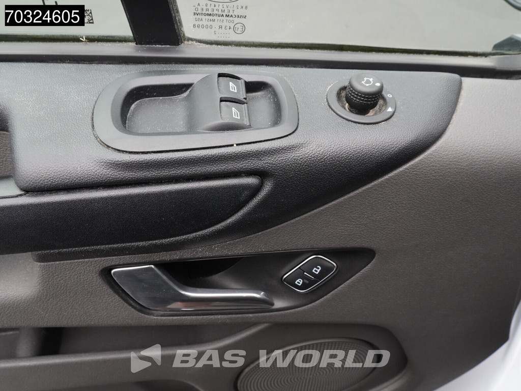 Ford Transit Custom 130PK Automaat L1H1 LED Xenon Airco Cruise Parkeersensoren Euro6 L1 Kompakt Airco Cruise control 17