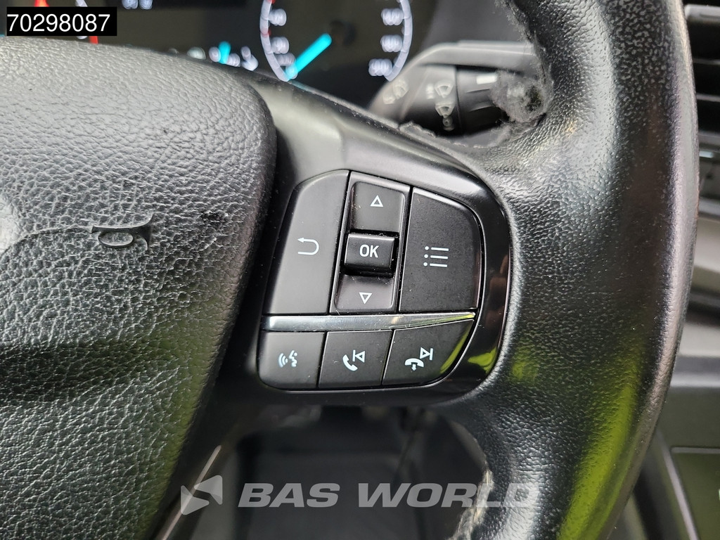 Ford Transit Custom 130PK Automaat L1H1 Trekhaak LED Navi Airco Cruise Camera Parkeersensoren Euro6 L1 Airco Trekhaak Cruise control 19