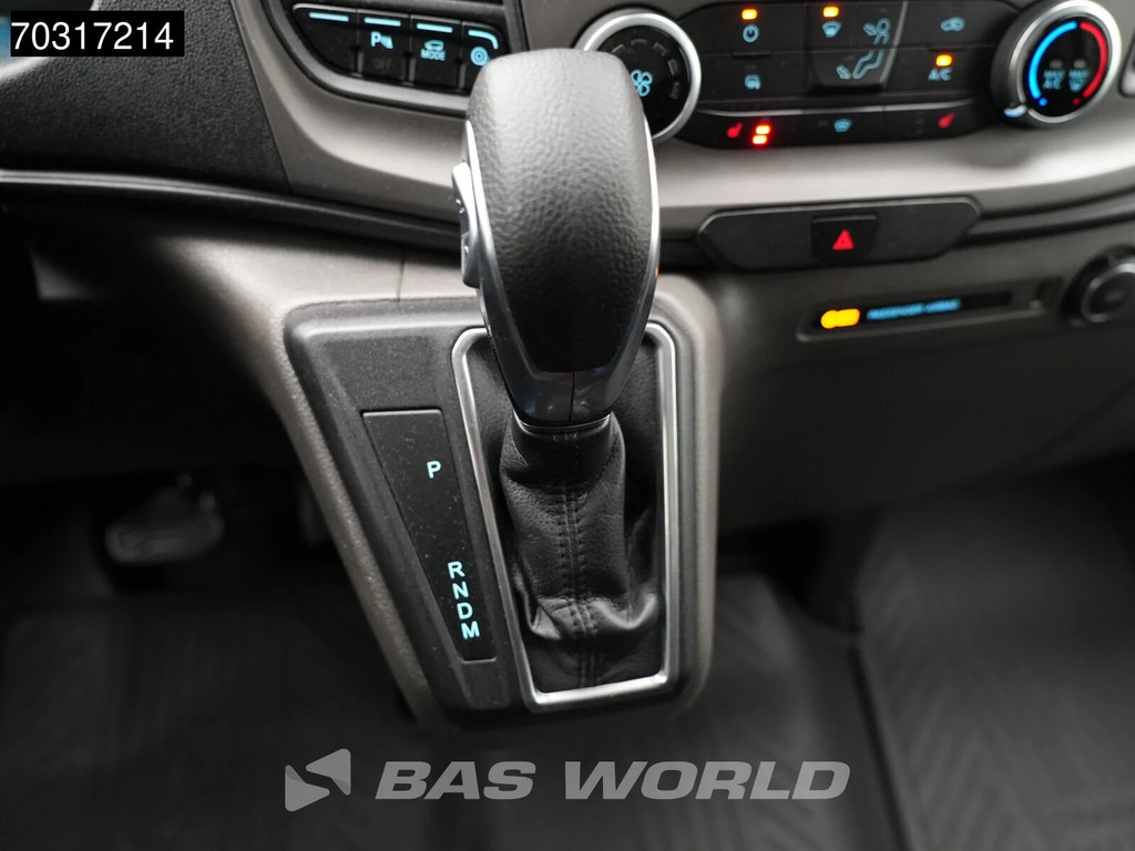 Ford Transit Custom 130PK Automaat L2H1 LED Xenon Navi Airco Cruise Camera Parkeersensoren Stoelverwarming APK 01-2027 Euro6 L2 Airco Cruise control 18