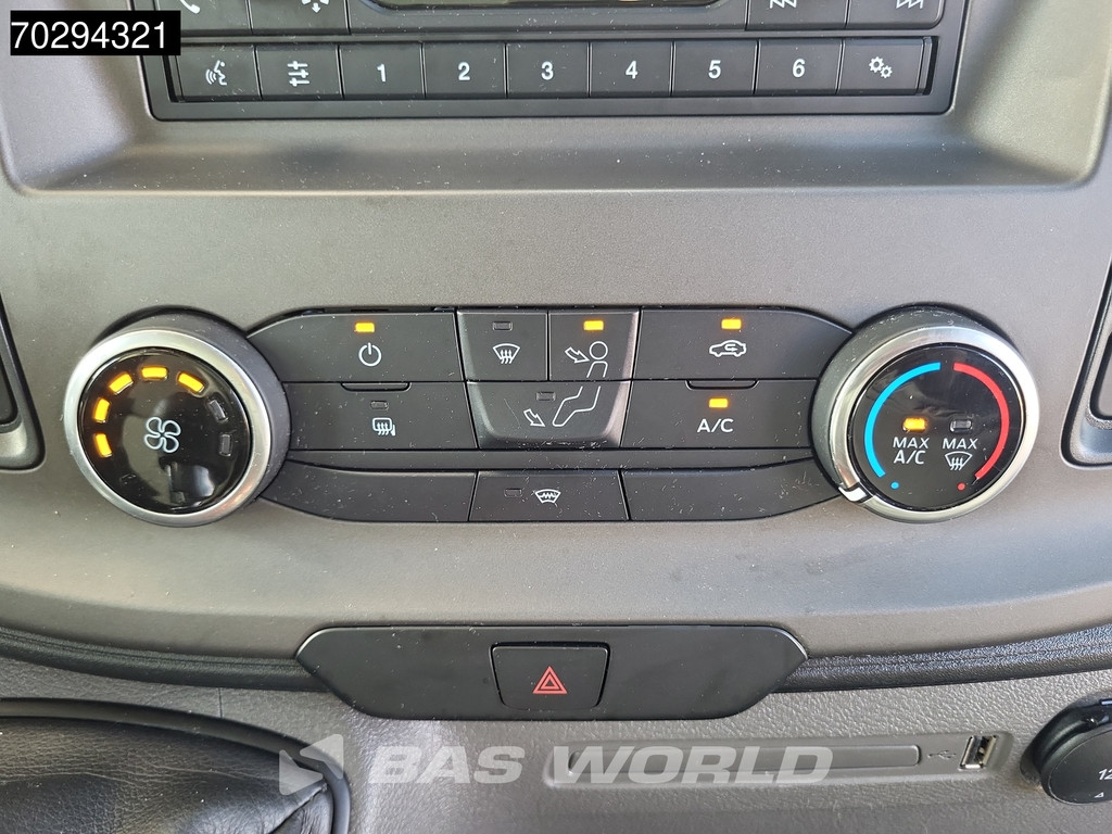 Ford Transit Custom 130PK Laadklep Bakwagen Airco Cruise Euro6 Meubelbak Koffer 19m3 Airco Cruise control 14