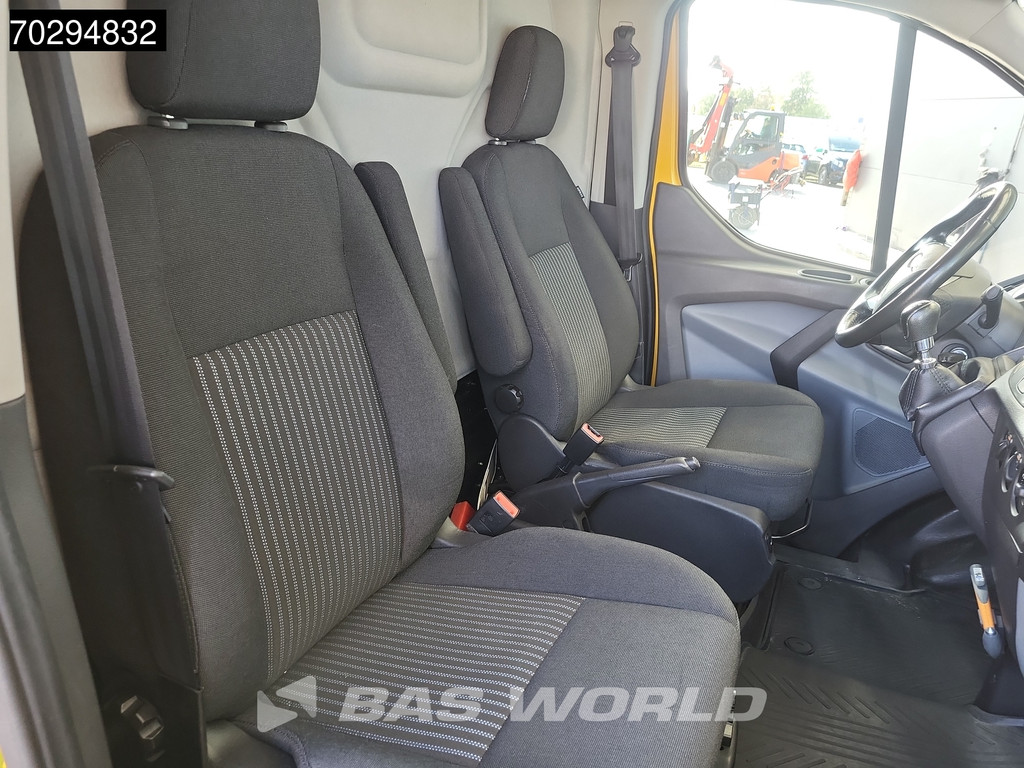 Ford Transit Custom 130PK Trekhaak L2H1 Airco Cruise Parkeersensoren Euro6 L2 7m3 Airco Trekhaak Cruise control 10