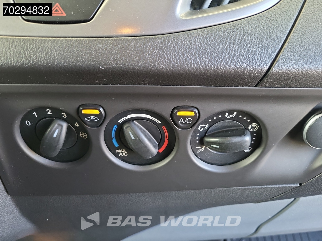 Ford Transit Custom 130PK Trekhaak L2H1 Airco Cruise Parkeersensoren Euro6 L2 7m3 Airco Trekhaak Cruise control 14