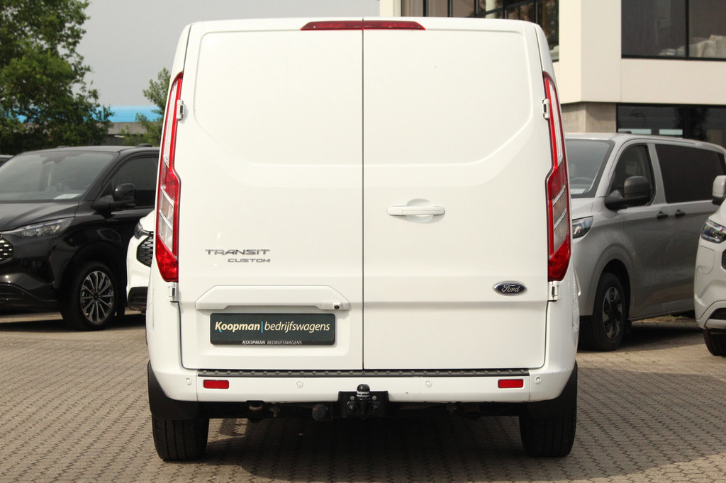 Ford Transit Custom 280 2.0TDCI 170pk L1H1 Limited | Automaat | Camera | Trekhaak | Cruise | Carplay/Android | Lease 360,- p/m 7
