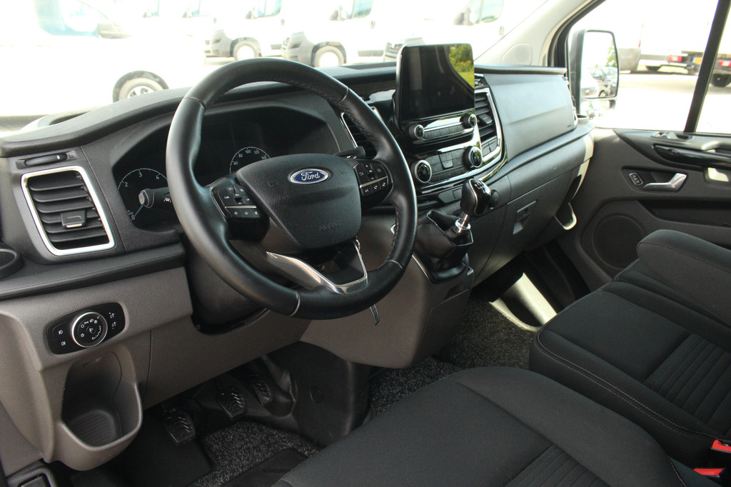 Ford Transit Custom 300 2.0TDCI 130pk L2H1 Limited | Camera | Cruise | Trekhaak | Carplay/Android | Lease 396,- p/m 14