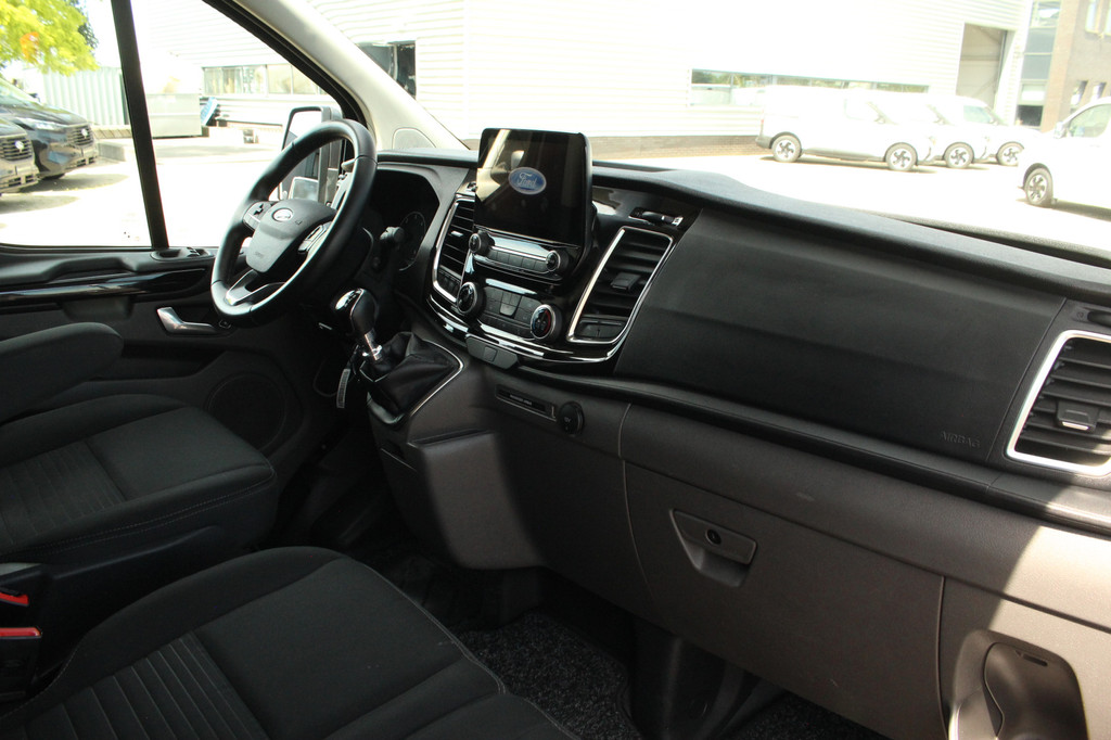 Ford Transit Custom 300 2.0TDCI 130pk L2H1 Limited | Camera | Cruise | Trekhaak | Carplay/Android | Lease 396,- p/m 16