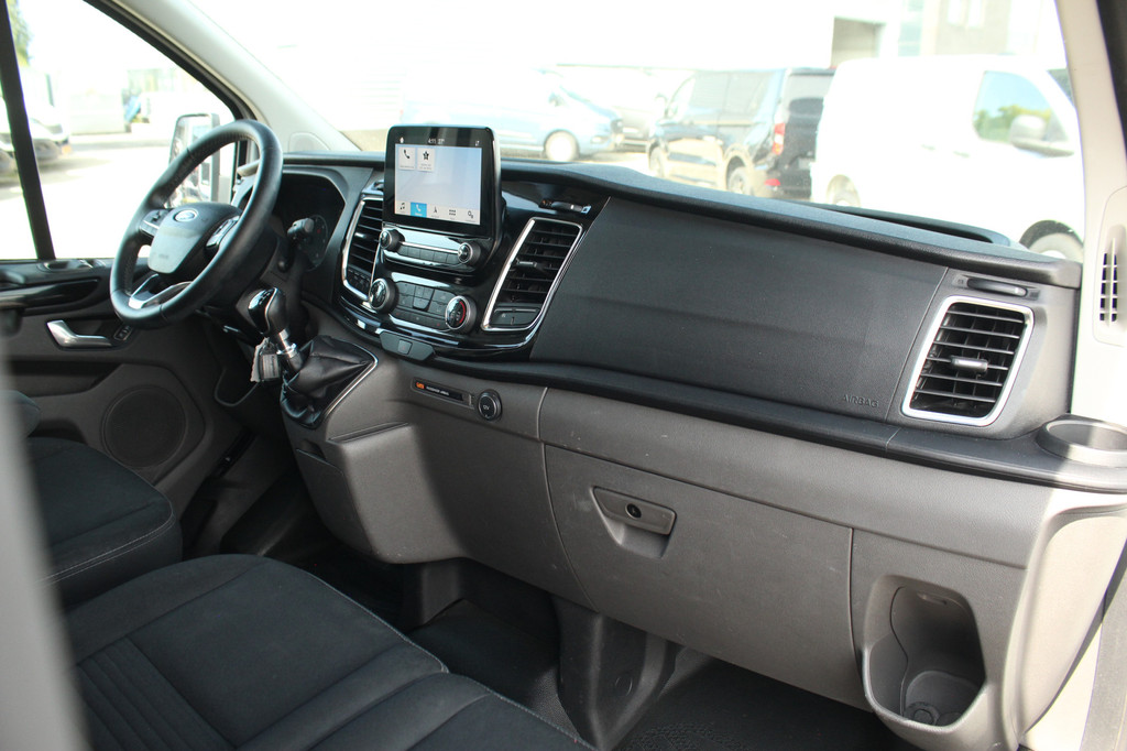 Ford Transit Custom 300 2.0TDCI 130pk L2H1 Limited | Camera | Trekhaak | Carplay/Android | Cruise | Lease 324,- p/m 16