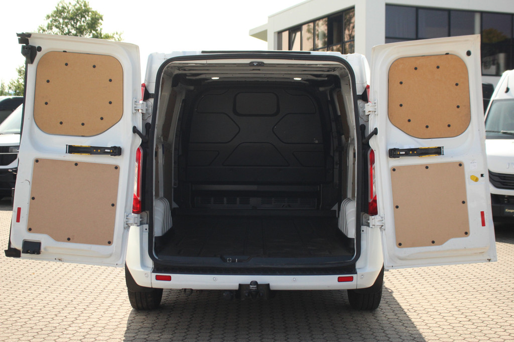 Ford Transit Custom 300 2.0TDCI 130pk L2H1 Limited | Camera | Trekhaak | Carplay/Android | Cruise | Lease 324,- p/m 8