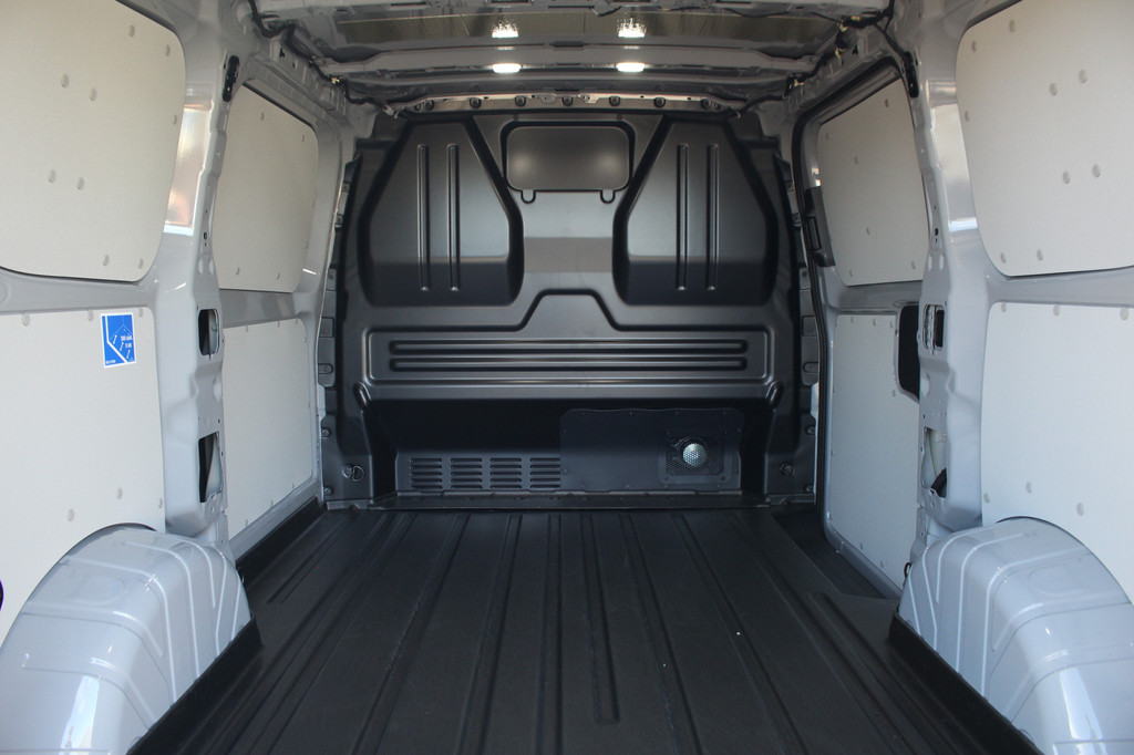 Ford Transit Custom 300 2.0TDCI 170pk L1H1 Limited | Automaat | Adapt. cruise | LED | Sync 4 13 | Keyless | Camera | Driver assist pack | Lease 717,- p/m 9