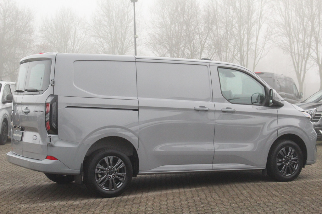 Ford Transit Custom 300 2.0TDCI 170pk L1H1 Limited | Automaat | Adapt. cruise | LED | Sync 4 13 | Keyless | Camera | Driver assist pack | Lease 753,- p/m 5