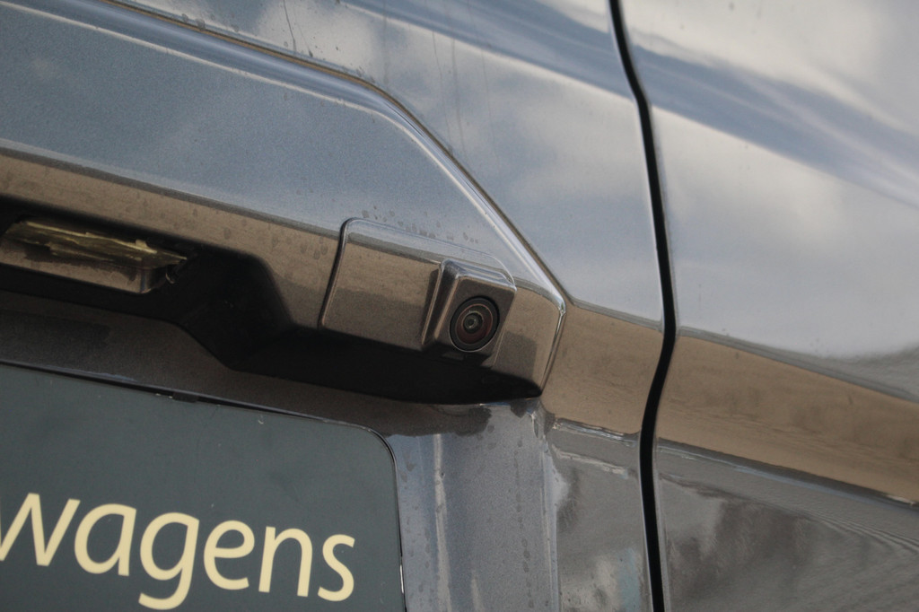 Ford Transit Custom 300 2.0TDCI 170pk L2H1 Limited | Camera | Cruise | Trekhaak | Carplay/Android | Lease 360,- p/m 11