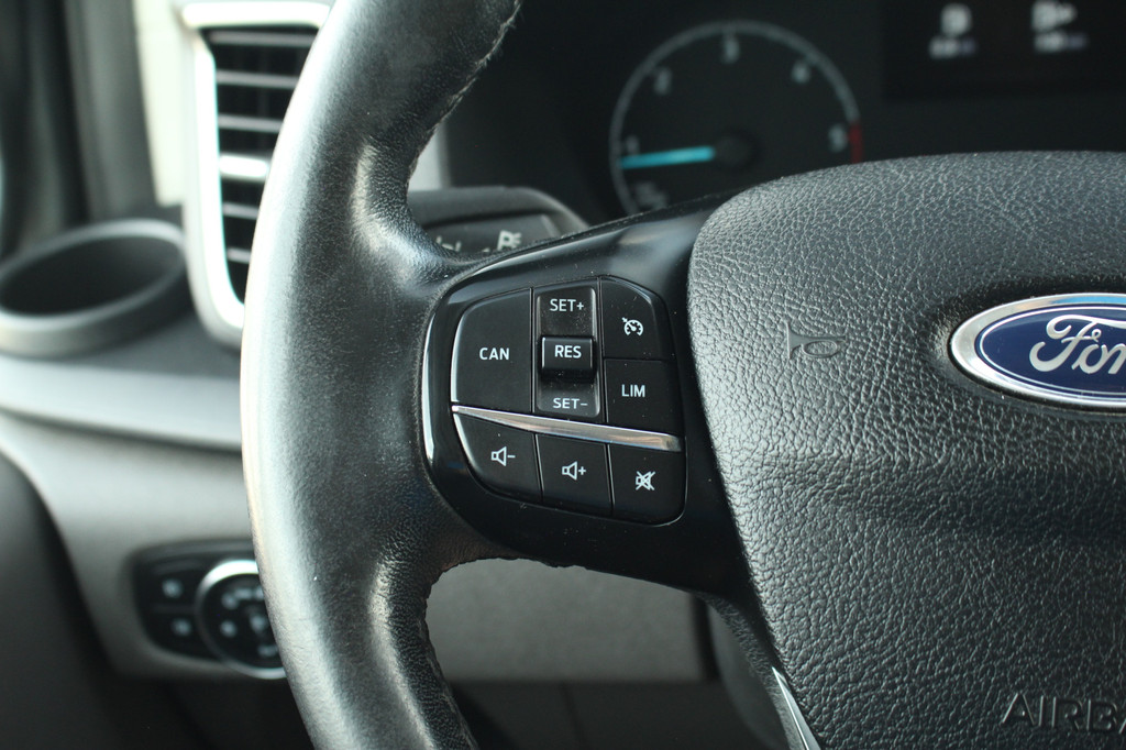 Ford Transit Custom 300 2.0TDCI 170pk L2H1 Limited | Camera | Cruise | Trekhaak | Carplay/Android | Lease 360,- p/m 20