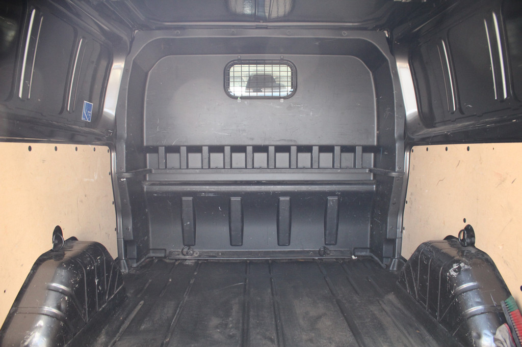 Ford Transit Custom 320 2.0TDCI 130pk L2H1 Trend DC | 6-Zits | L+R Zijdeur | Carplay/Android | PDC | Lease 342,- p/m 9