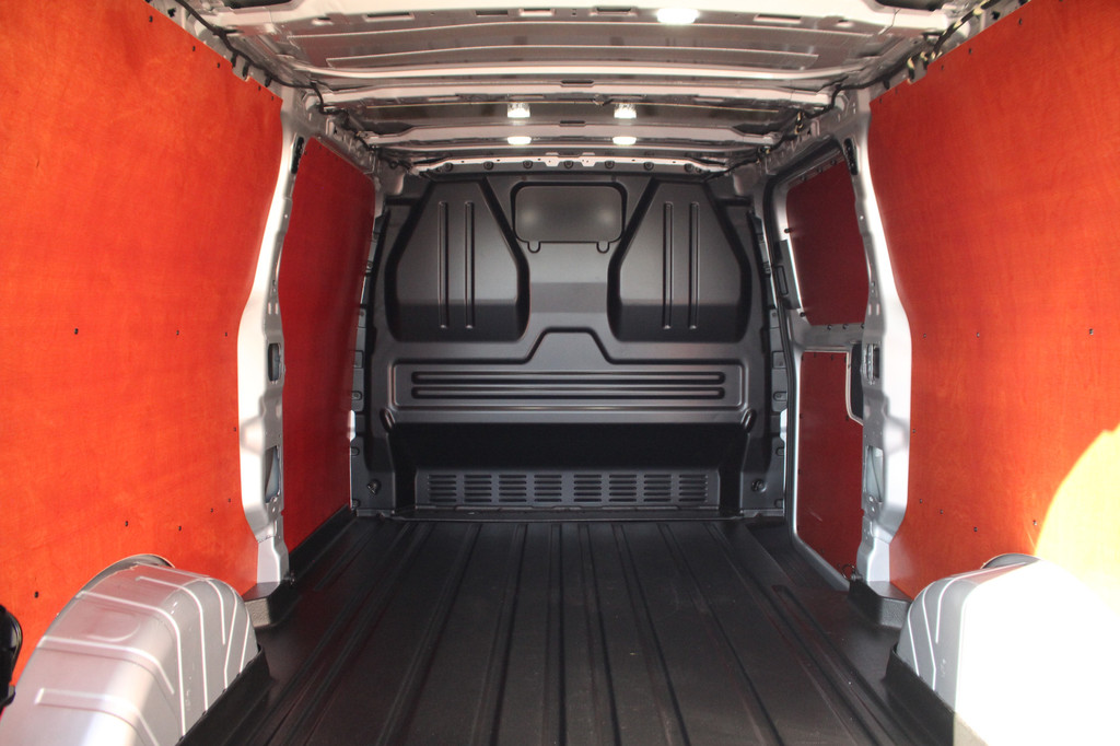 Ford Transit Custom 320 2.0TDCI 136pk L2H1 Trend | Automaat | Camera | Carplay/Android | Cruise | Lease 645,- p/m 9