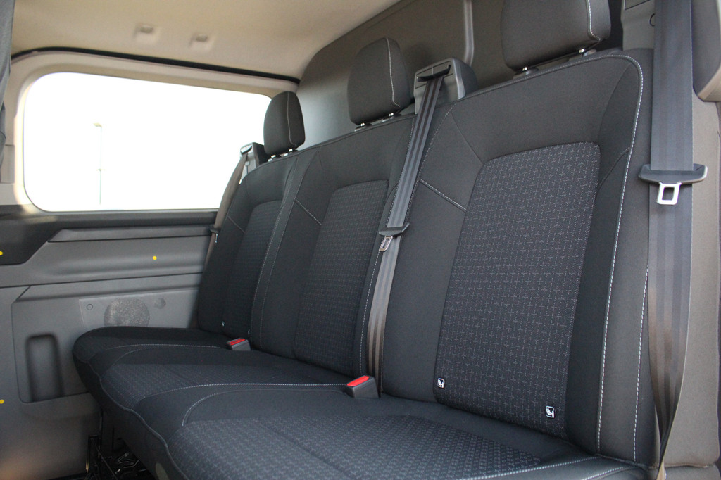 Ford Transit Custom 320 2.0TDCI 136pk L2H1 Trend DC | L+R Zijdeur | Keyless | Carplay/Android | Lease 717,- p/m 16