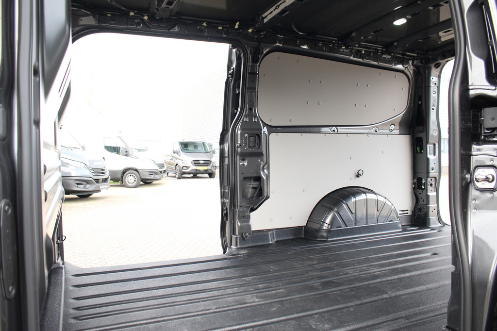 Ford Transit Custom 320 2.0TDCI 150pk L2H1 Limited | L+R Zijdeur | LED | Sync 4 13 | Keyless | Camera | LMV | Lease 609,- p/m 13