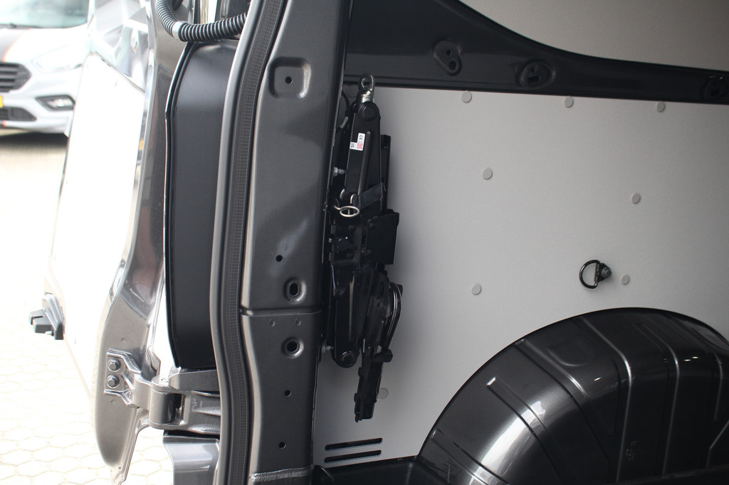 Ford Transit Custom 320 2.0TDCI 150pk L2H1 Limited | L+R Zijdeur | LED | Sync 4 13 | Keyless | Camera | LMV | Lease 609,- p/m 14