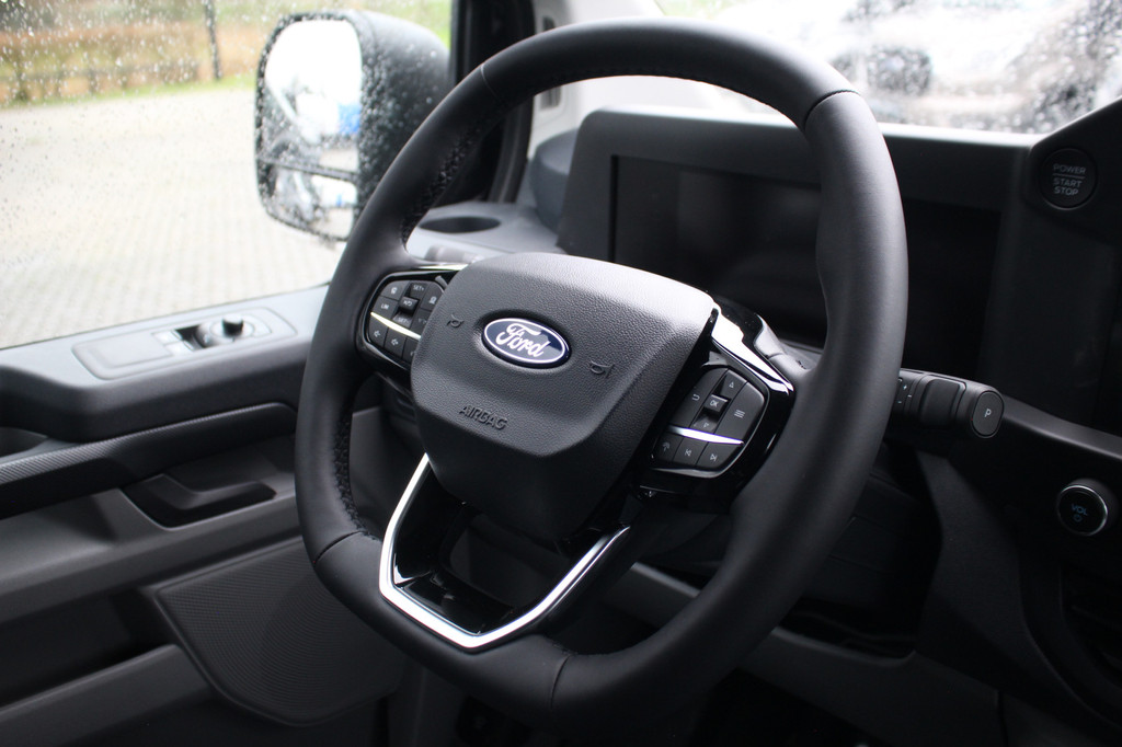 Ford Transit Custom 320 2.0TDCI 170pk 4x4 AWD | L2H1 Trend | Sync 4 13 | Adaptive Cruise | Camera | Armsteun | Keyless | Lease 788,- p/m 18