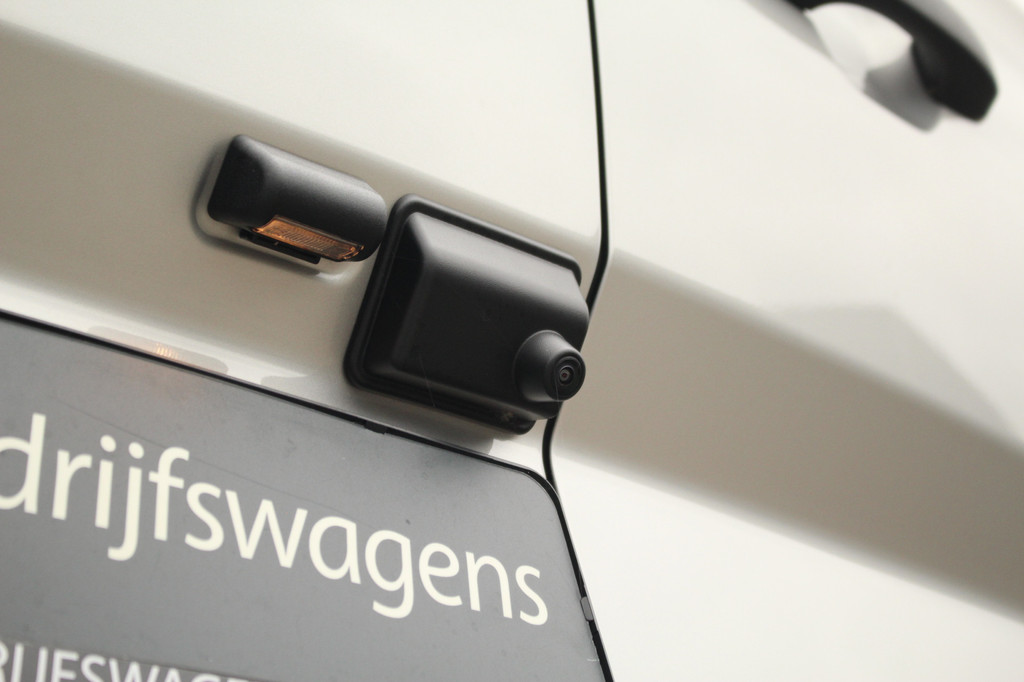 Ford Transit Custom 320 2.0TDCI 170pk Automaat L1H1 Trend | Stoel + Stuurverwarming | L+R Zijdeur | Sync 4 13 | Keyless | Camera | Carplay/Android | Lease 663,- p/m 11