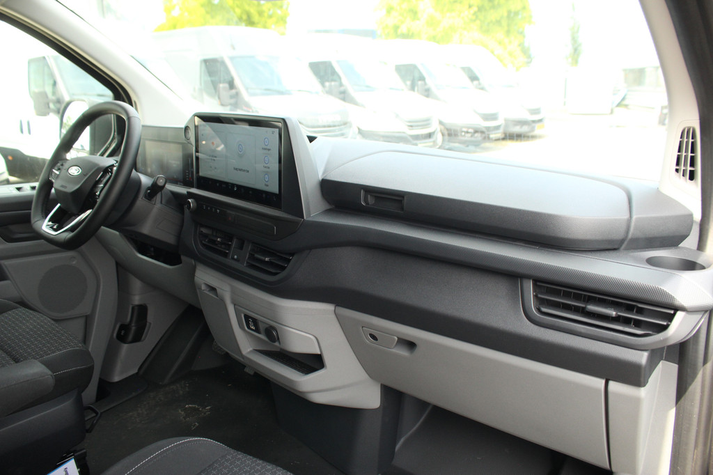 Ford Transit Custom 320 2.0TDCI 170pk Automaat | L2H1 Trend DC | 4x4 | AWD | L+R Zijdeur | Stoel + Stuurverwarming | Keyless | Carplay/Android | Lease 878,- p/m 19