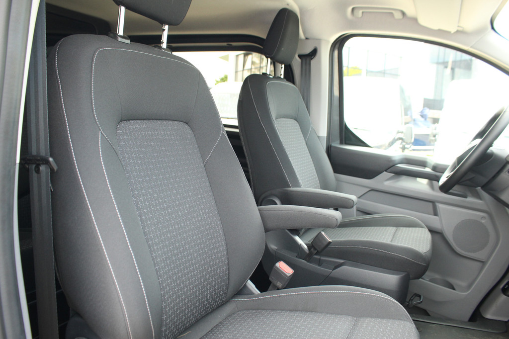 Ford Transit Custom 320 2.0TDCI 170pk Automaat | L2H1 Trend DC | 4x4 | AWD | L+R Zijdeur | Stoel + Stuurverwarming | Keyless | Carplay/Android | Lease 878,- p/m 20