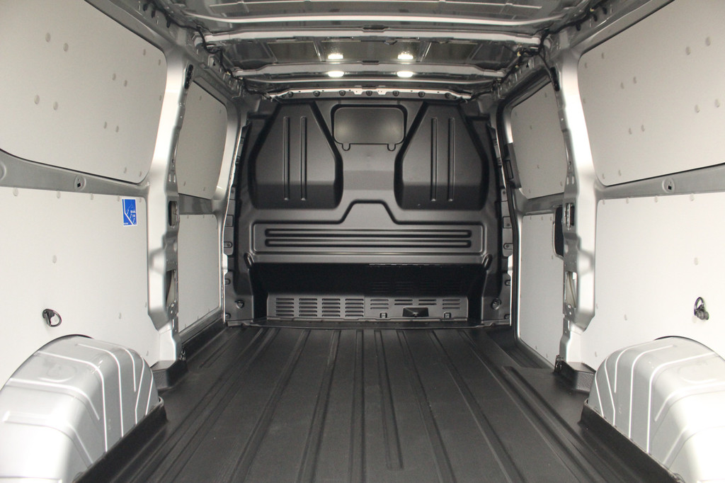 Ford Transit Custom 320 2.0TDCI 170pk L2H1 Limited | Automaat | Adapt. cruise | LED | Sync 4 13 | Keyless | Camera | Driver assist pack | Lease 771,- p/m 9