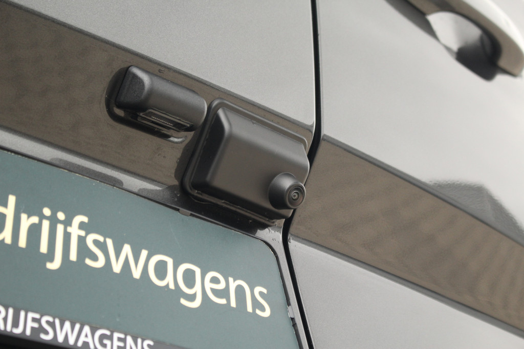 Ford Transit Custom 320 2.0TDCI 170pk L2H1 Limited | Automaat | LED | Adaptive cruise | Sync 4 13 | BLIS | Keyless | Camera | LMV | Lease 771,- p/m 10