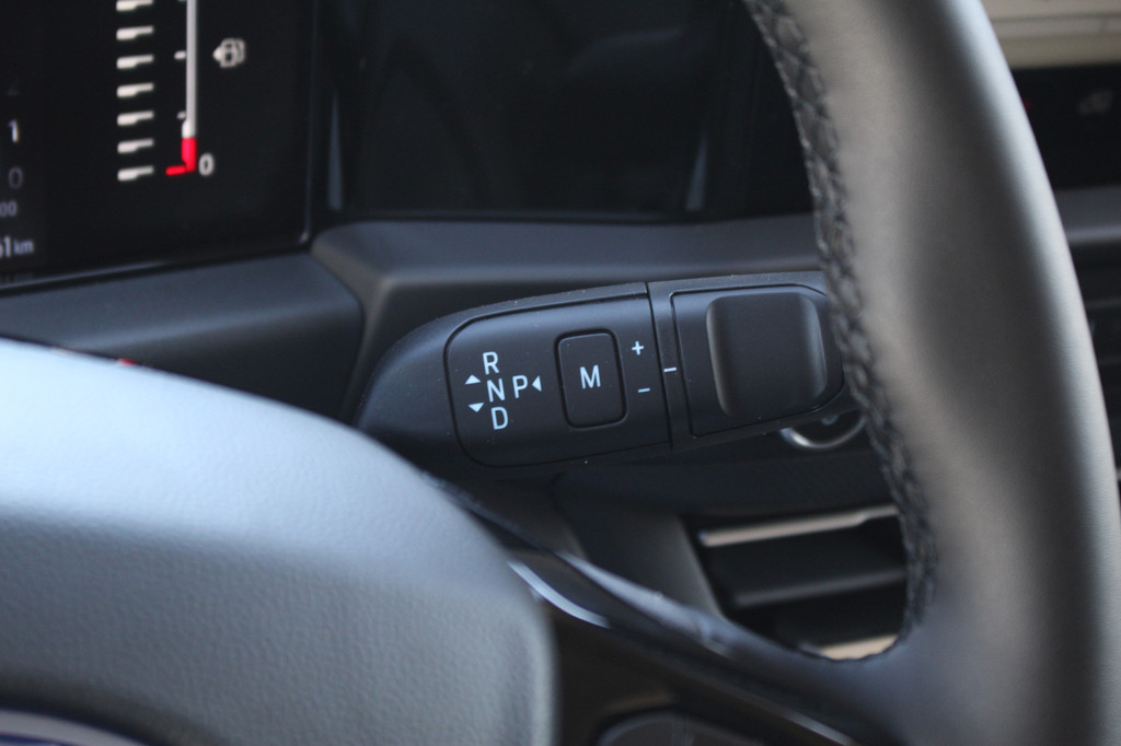 Ford Transit Custom 320 2.0TDCI 170pk L2H1 Limited | Automaat | LED | Adaptive cruise | Sync 4 13 | BLIS | Keyless | Camera | LMV | Lease 771,- p/m 19