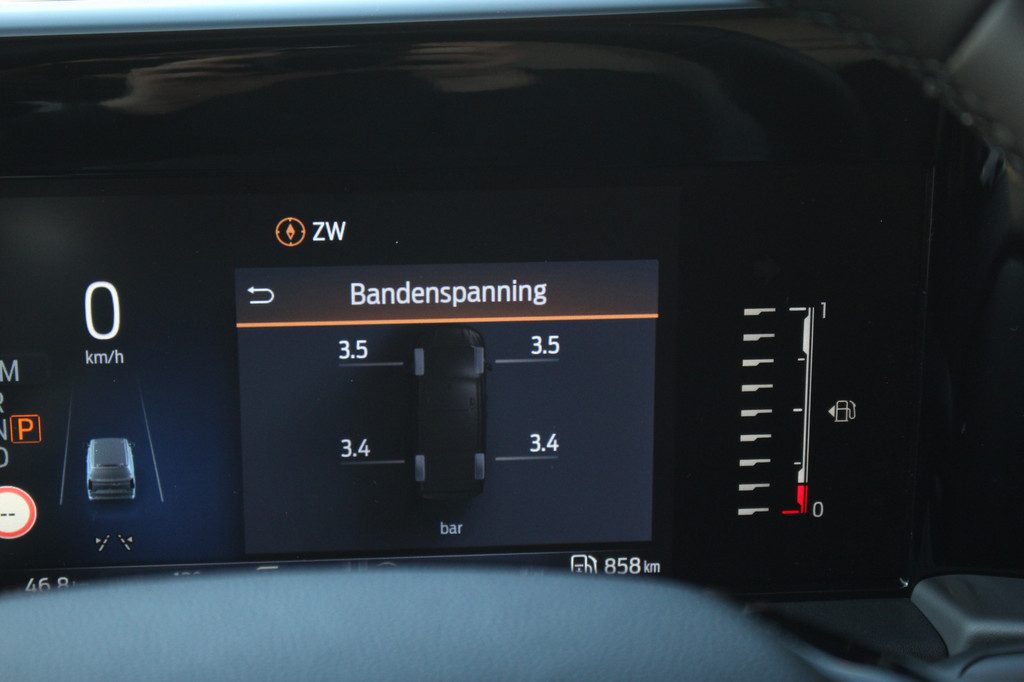 Ford Transit Custom 320 2.0TDCI 170pk L2H1 Limited | Automaat | LED | Adaptive cruise | Sync 4 13 | BLIS | Keyless | Camera | LMV | Lease 771,- p/m 21