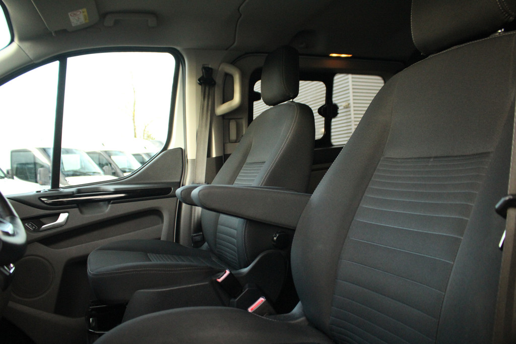 Ford Transit Custom 320 2.0TDCI 170pk L2H1 Limited DC | Automaat | L+R Zijdeur | Carplay/Android | Camera | Lease 450,- p/m 18