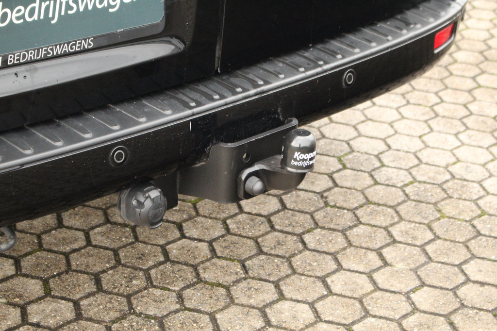 Ford Transit Custom 320 2.0TDCI 170pk L2H1 Limited DC | Automaat | L+R Zijdeur | Trekhaak | Camera | Carplay/Android | | Lease 537,- p/m 10