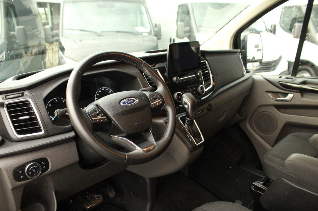 Ford Transit Custom 320 2.0TDCI 170pk L2H1 Limited DC | Automaat | L+R Zijdeur | Trekhaak | Camera | Carplay/Android | | Lease 537,- p/m 15