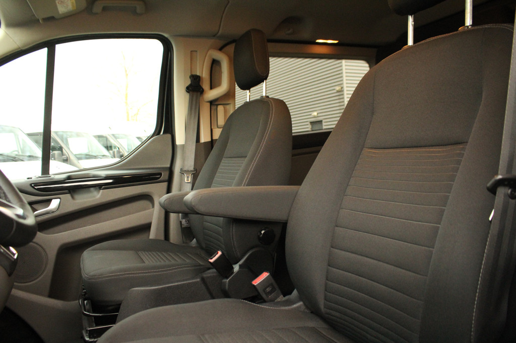 Ford Transit Custom 320 2.0TDCI 170pk L2H1 Limited DC | Automaat | L+R Zijdeur | Trekhaak | Camera | Carplay/Android | | Lease 537,- p/m 16