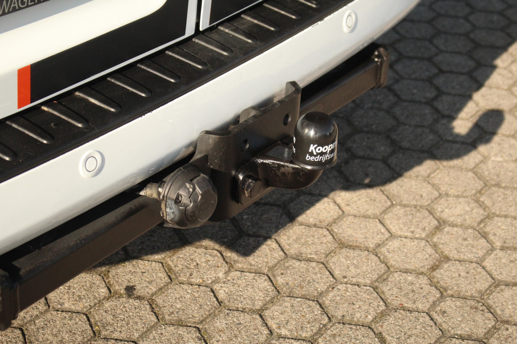 Ford Transit Custom 320 2.0TDCI 185pk L2H1 Sport | Automaat | Trekhaak | Camera | Carplay/Android | Lease 501,- p/m 10