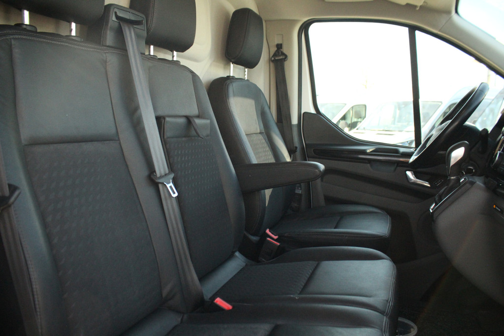 Ford Transit Custom 320 2.0TDCI 185pk L2H1 Sport | Automaat | Trekhaak | Camera | Carplay/Android | Lease 501,- p/m 17