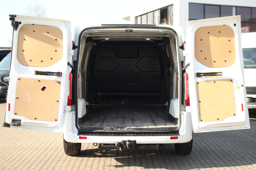 Ford Transit Custom 320 2.0TDCI 185pk L2H1 Sport | Automaat | Trekhaak | Camera | Carplay/Android | Lease 501,- p/m 8