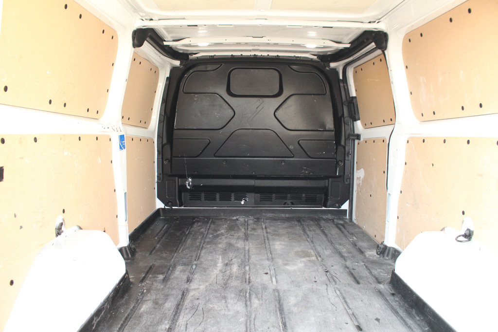 Ford Transit Custom 320 2.0TDCI 185pk L2H1 Sport | Automaat | Trekhaak | Camera | Carplay/Android | Lease 501,- p/m 9