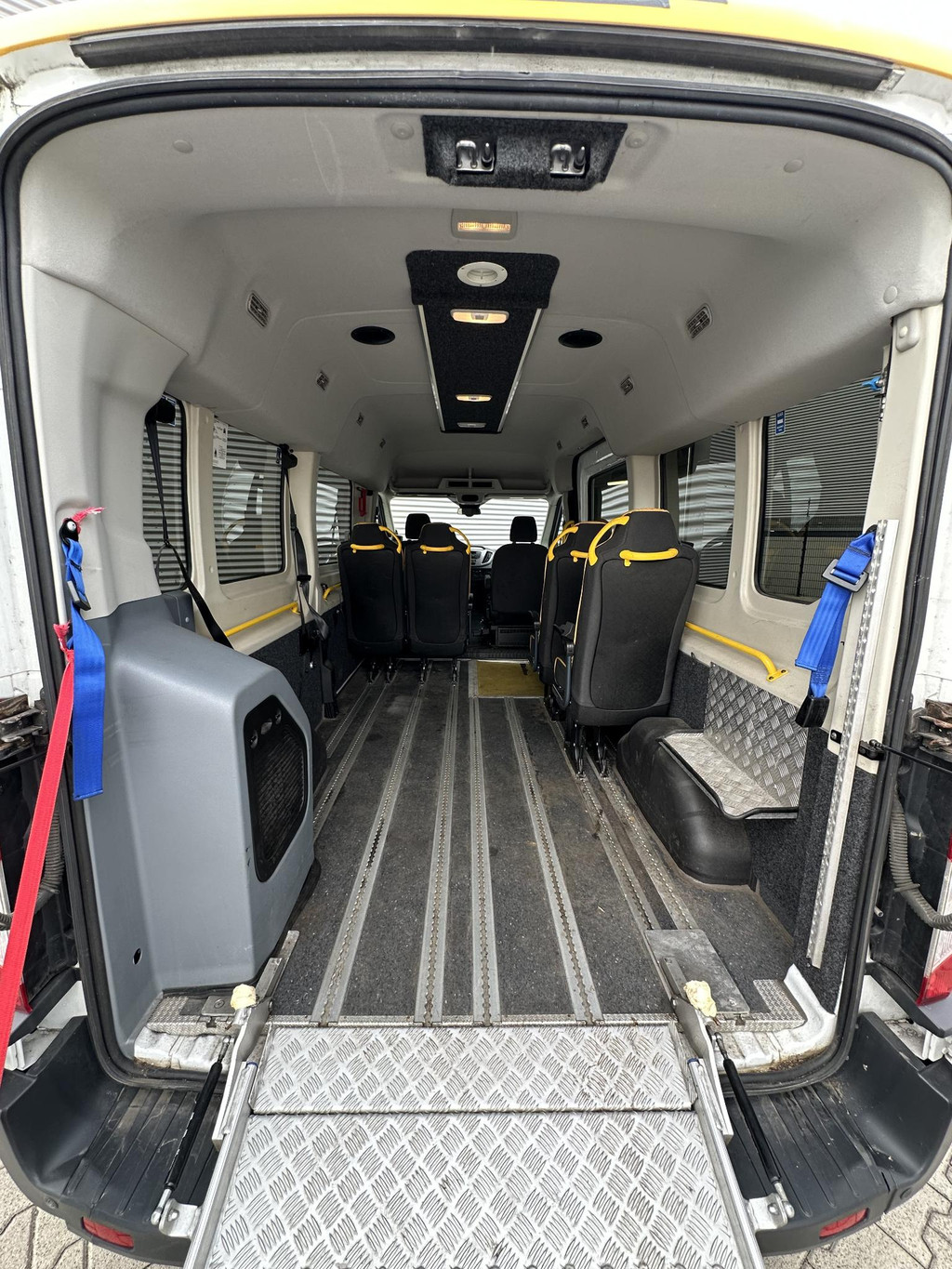 Ford Transit Kombi 350 2.0 TDCI L3H2 Trend Personenbus 11