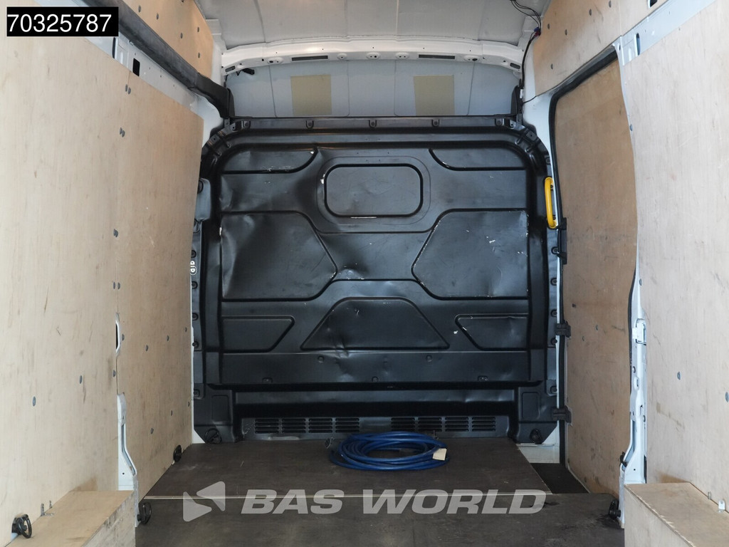 Ford e-Transit 184pk Elektrisch 68kWh 317km WLTP L4H3 Hoog Dak 360camera Navi Airco Cruise SYNC4-Display CarPlay L4 Jumbo Airco Cruise control 10