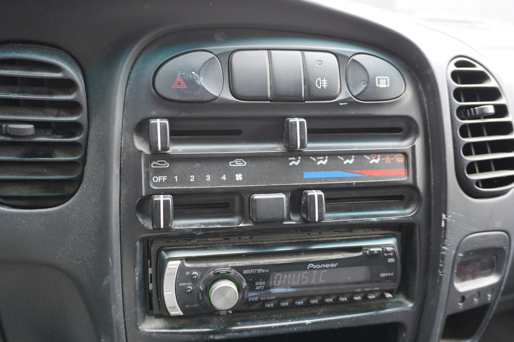 Hyundai H 200 2.5 TCI 100PK L2 - Imperiaal - Trekhaak - Radio - ⬠1.500,- Excl. 9