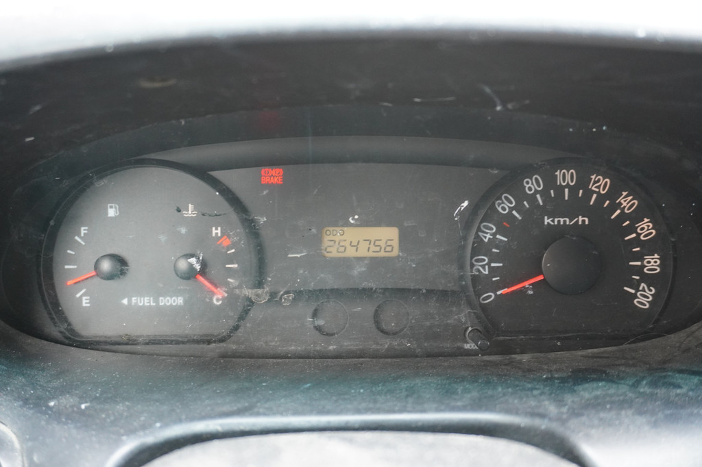 Hyundai H 200 2.5 TCI 100PK L2 - Imperiaal - Trekhaak - Radio - ⬠1.500,- Excl. 9