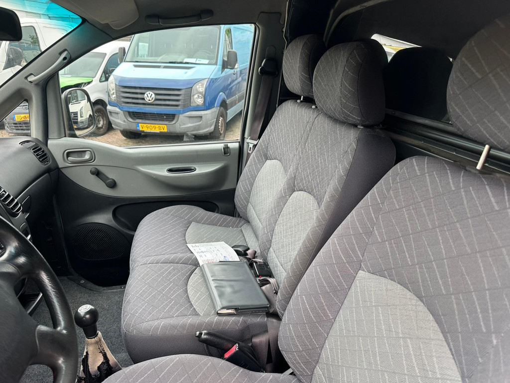 Hyundai H 200 2.5TCI,74kw,Luxe lang,AC,3-2006:1950,- EX 11