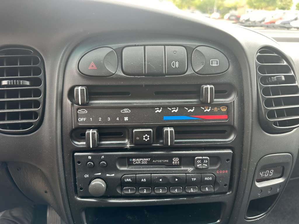 Hyundai H 200 2.5TCI,74kw,Luxe lang,AC,3-2006:1950,- EX 12