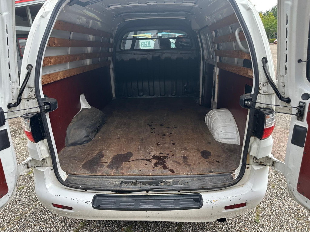 Hyundai H 200 2.5TCI,74kw,Luxe lang,AC,3-2006:1950,- EX 16