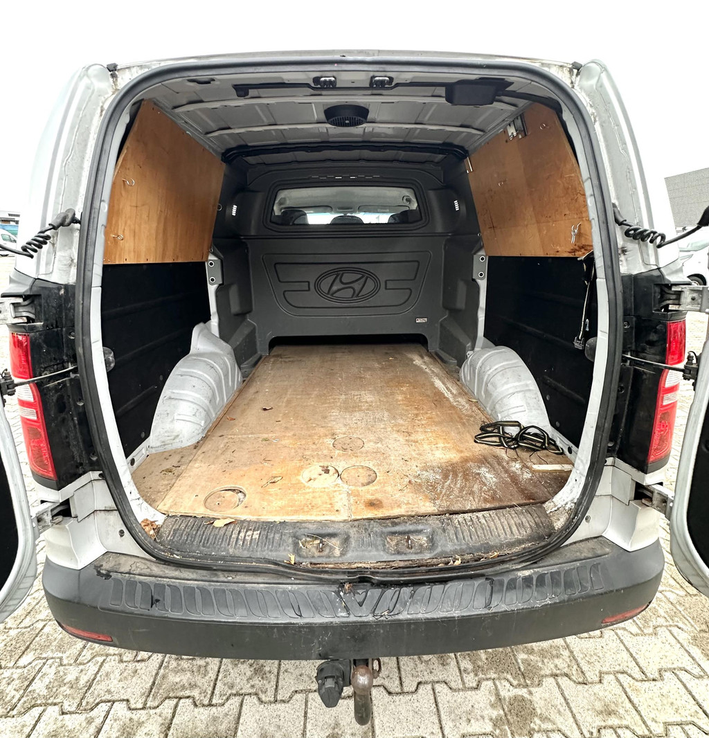 Hyundai H 300 2.5 CRDi Dynamic DC Dubbele cabine verstuiver defect 7