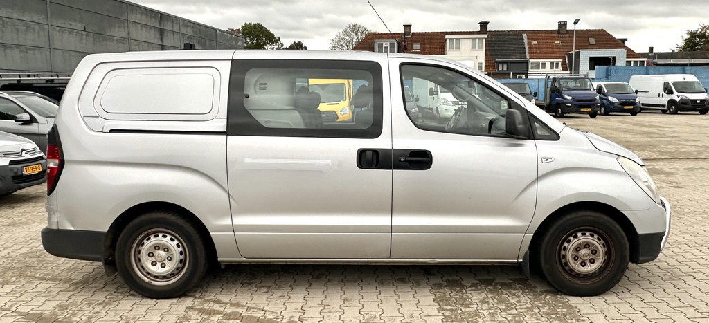 Hyundai H 300 2.5 CRDi Dynamic DC Dubbele cabine verstuiver defect 8